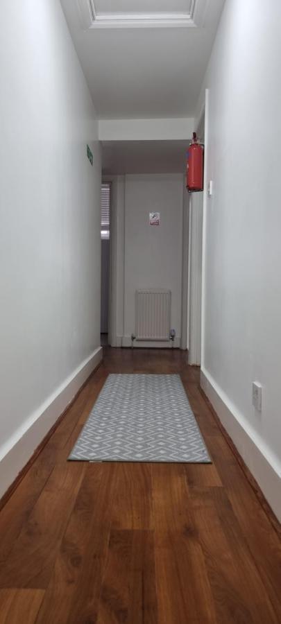 Cricklewood Broadway Guest Апартаменты